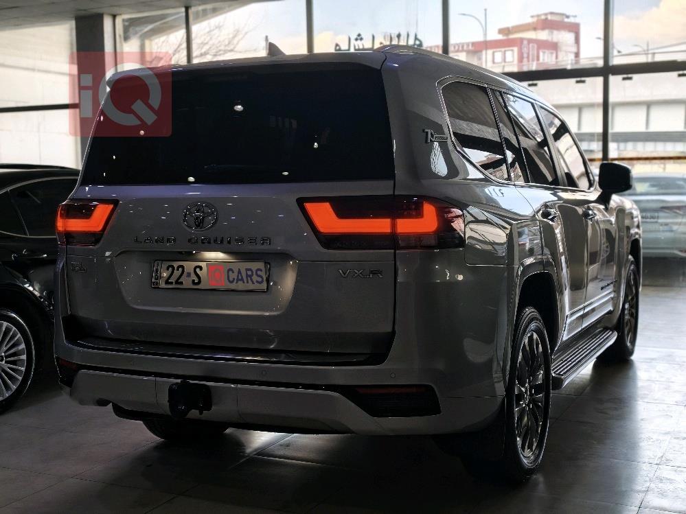 تويوتا لاندكروزر